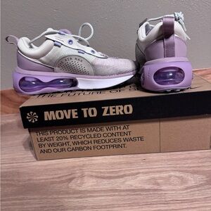 Nike Women's Lavender Air Max Sneakers